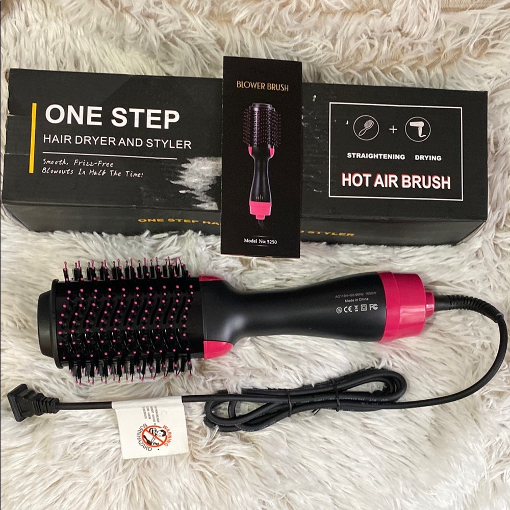 Black and Pink Hot Air Brush for Effortless Hair Styling